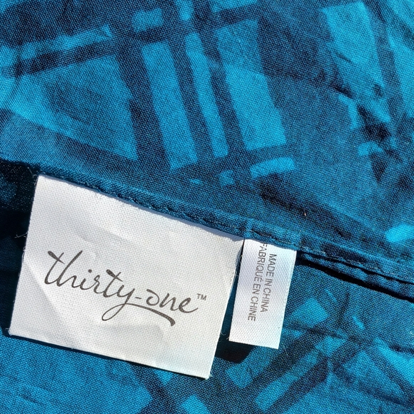 Thirty-One Neck Scarf, Tartan - Picture 4 of 5